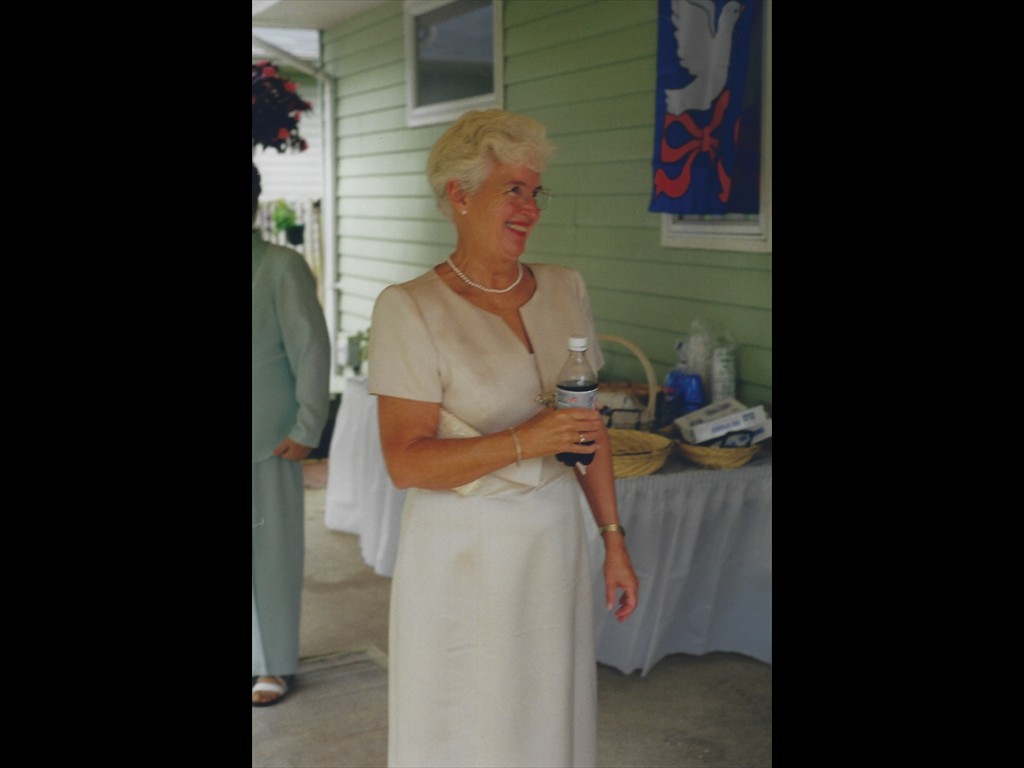 A160 Ageless Beauty At Julie Wedding 2001
